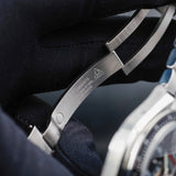 Omega Speedmaster Date 323.30.40.40.06.001